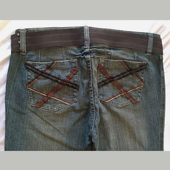 Bubblegum Jeans Vtg Embroidered Ribbed Faded Wash - Picture 2 of 8